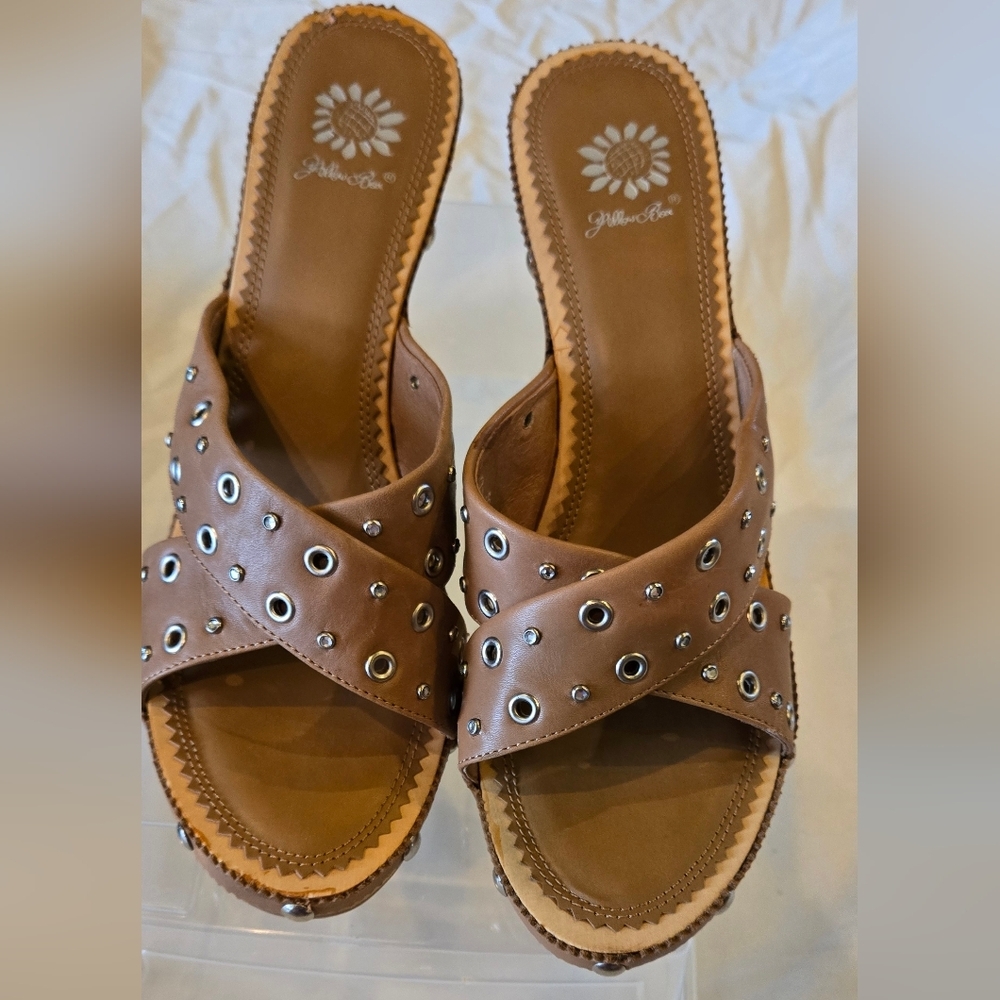 Vintage Yellow Box Brown Sandals with Studded Slip-On Design Never Worn Y2k
